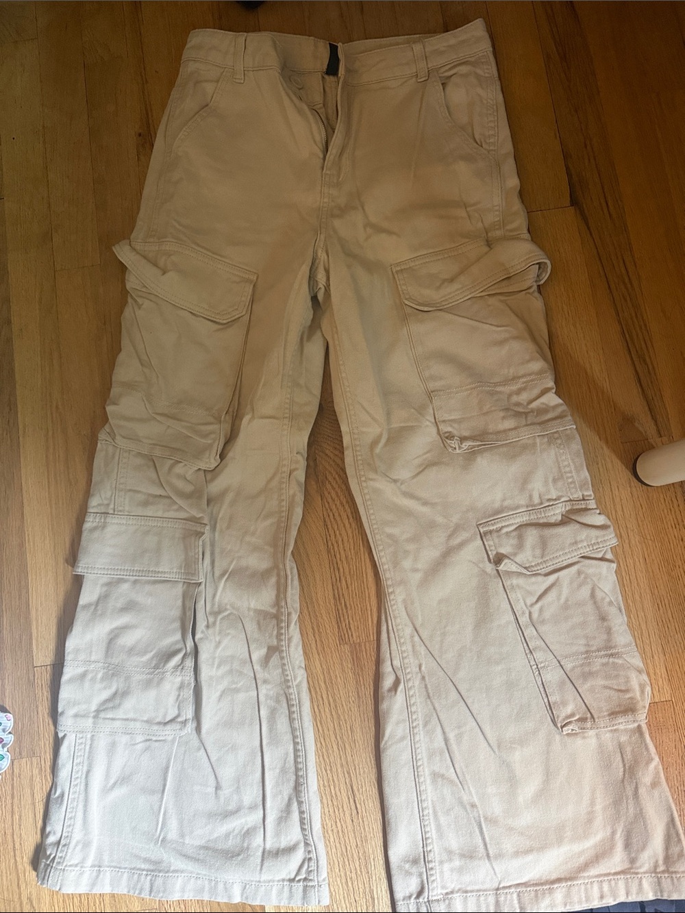 Divided Wide-Leg Cargo Pants in Beige